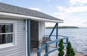 ZaLo House Waterline cabin with Hot Tub Pets - Foto 10