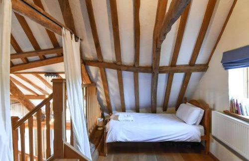 3 Bed in Briston oc-kt187 - Photo 18