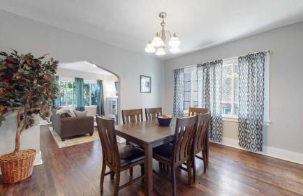 Chic Denver Family Retreat Free Parking & Prime Location - Foto 10