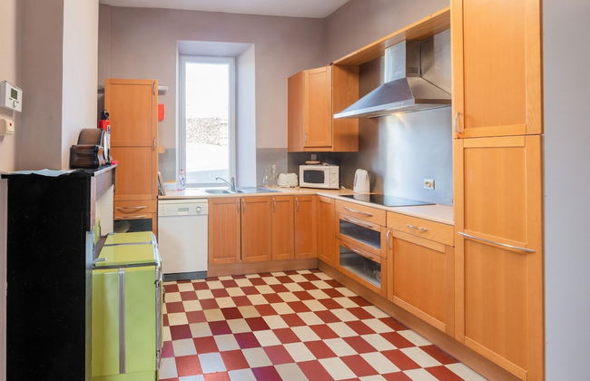 Elegant Home in Bievre With Garden - Foto 16