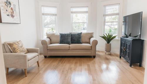 Stay Comfy Easy Boston Access, Everett MA - Foto 5