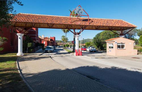 RentAndHomes Reserva de Marbella - Photo 32