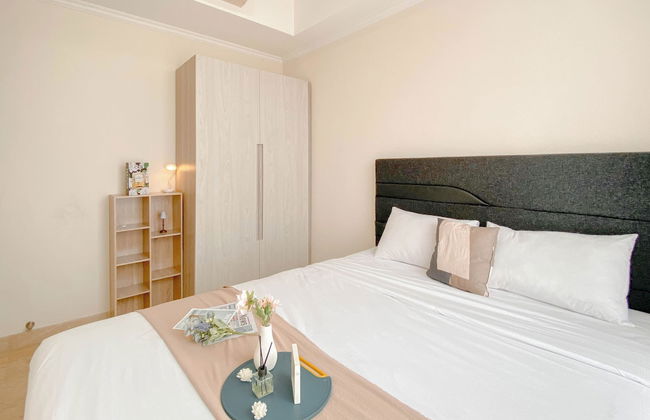 Elegant And Nice 2Br At Menteng Park Apartment - Photo 12