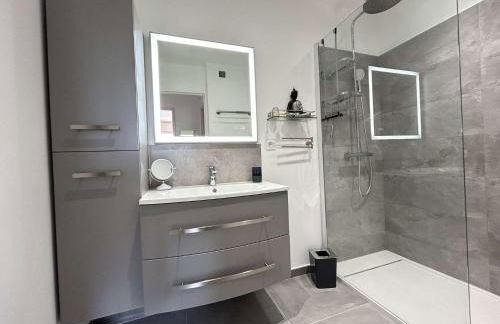 FS930-A302 Appt 3 pièces 5 personnes FREJUS - Foto 12