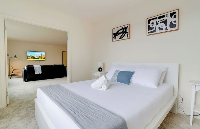 Apartment in the Heart of Crystal City - Photo 11