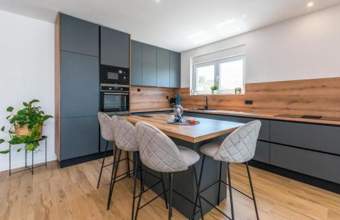 Cozy Home In Tinj With Wifi - Foto 21