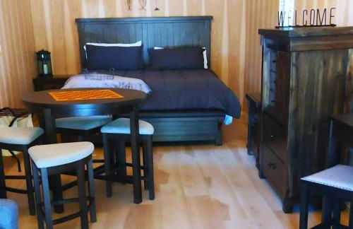 Lazy Bear Cabin 6 - Sleeps up to 4 - Foto 13