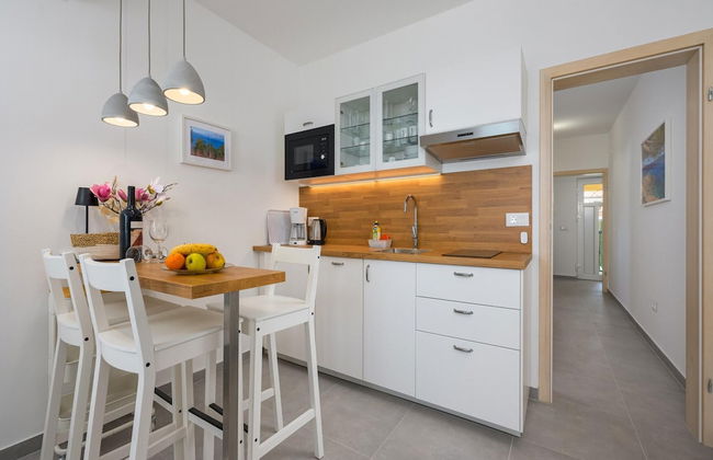 Cosy Apartment With Fenced Garden - Foto 7