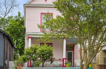 Uptown Colorful Cottage by the Riverwalk - Foto 31