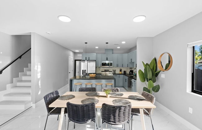 Charming Studio 5 Minutes From Wynwood - Photo 21