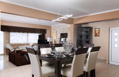 Villa Kalaitsidi - plunge pool, gym and unique gardens - Foto 8