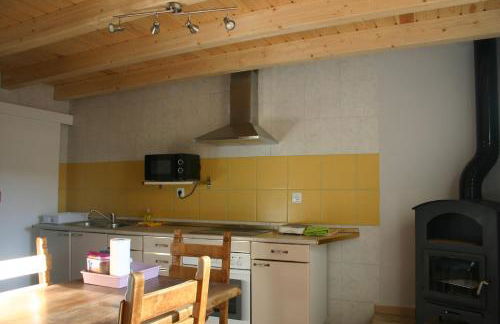 Amistad y convivencia 2 - Foto 1