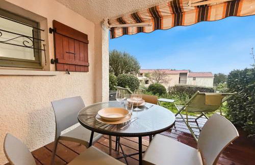 Appart avec terrasse, piscine, tennis et pétanque - Foto 17