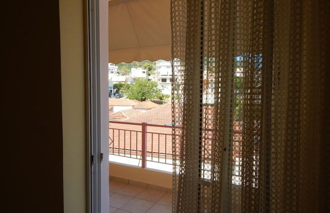 Angela s Apartment With Beautiful Balcony View - Foto 14