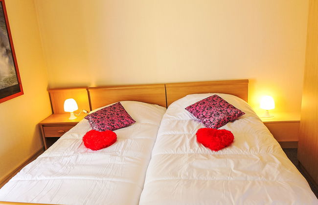 1 bedroom Apartment in La Richardais with garden - Photo 10