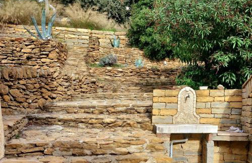 Maison de Caractère située au coeur des domaines viticoles de BANDOL - Foto 12