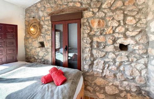 5 Bedroom Awesome Home In Tárbena - Foto 25