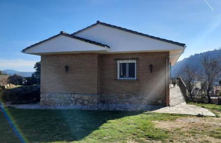 Chalet con piscina y BBQ para 10 personas - Photo 2