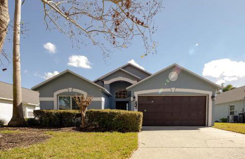 Modern 3BR Villa with Heated Pool & BBQ 14mi to Disney - Photo 5