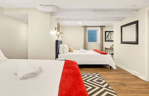 Sleeps 10 + Coffee bar + Game Room + Train to CHGO - Foto 24