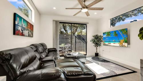 3BR 3BA Heart of SoCo, Private Deck Steps to Shops by Austin Vacay - Foto 4