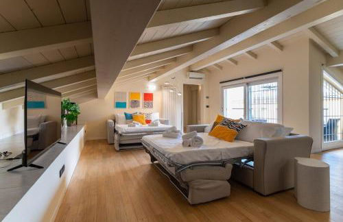 BolognaCentro 9 People Loft Private Lift and Terrace - Photo 9