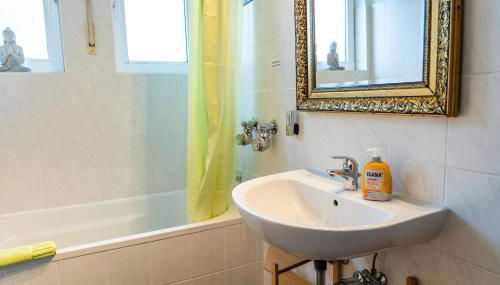 Fewo Art City-Studio Kassel 7, groß, modern, citynah, kostenfreie Parkplätze, Süd-Balkon, ruhig, Herkulesblick, voll ausgestattet - Foto 5