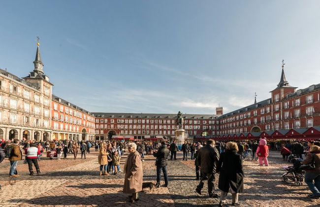 Cozy Urban Apt. Historic District - Sol - Photo 39