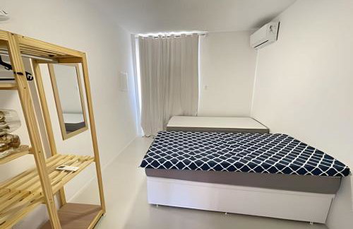 Imóvel Novo, 4 Quartos, Ar Condicionado em todos ambientes - Cond. Fechado - Guarajuba-BA - Foto 17