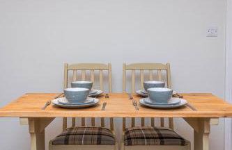 Stunning Spacious Home - Parking - Garden - Sleeps 6 - Foto 14