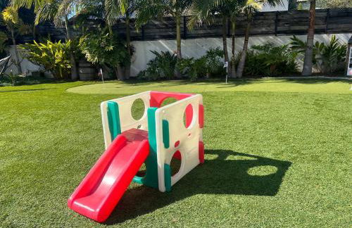 4Bd, putt putt, turf, grill, fire pit & more! - Photo 31