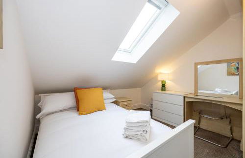 The Burton- Free Gated Parking - Photo 13