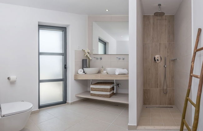 Beachfront Villa Feodora Grande - Foto 43