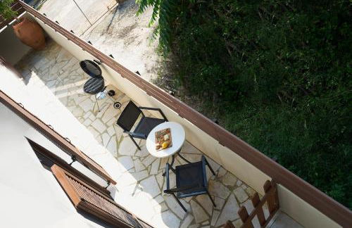 2 bedroom Villa with heated swimming pool-Spa whirlpool-BBQ! - Photo 37