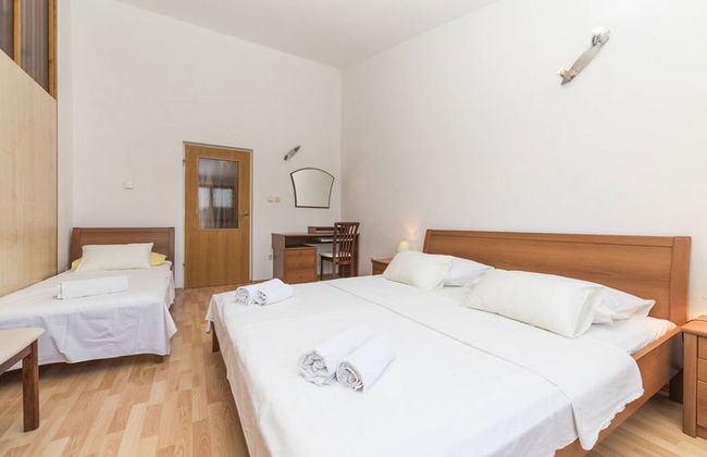 Relaxing Holiday Home With Pool, Fitness Area, and Entertainment Facilities - Foto 9