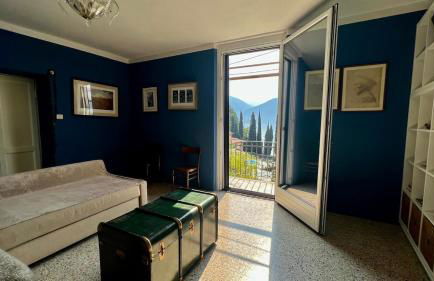 Postcard view 3 minutes walk from the lake - Photo 6