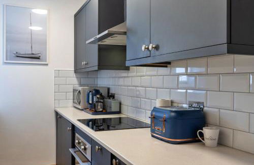 Finest Retreats - Centre View - Photo 13