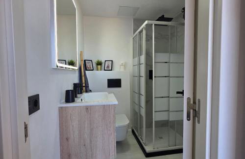 BlumLuxury Apartment - Photo 24