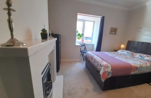 Peaceful Room Overlooking Nature & dedicated bathroom - Foto 1