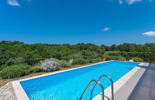 Modern Villa With Pool, Covered Terrace and sea View - Foto 16