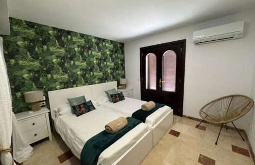 Villa with private pool -Palma Ambassador Center ETV14825 - Photo 21