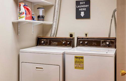 Bartlett Vacation Rental with Wraparound Deck! - Photo 24