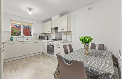 Modern 4 Bedroom Detached House 66CL - Foto 7