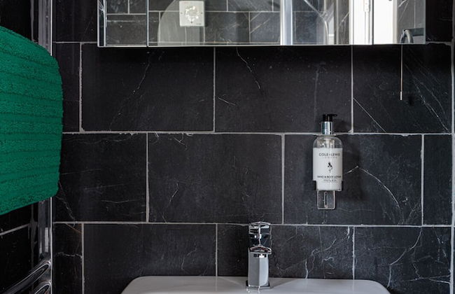 Laburnum By the Sea - Foto 16