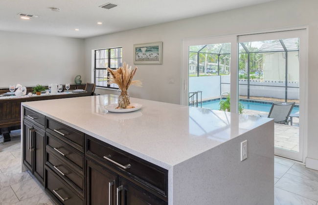 Dolphin View - Photo 26