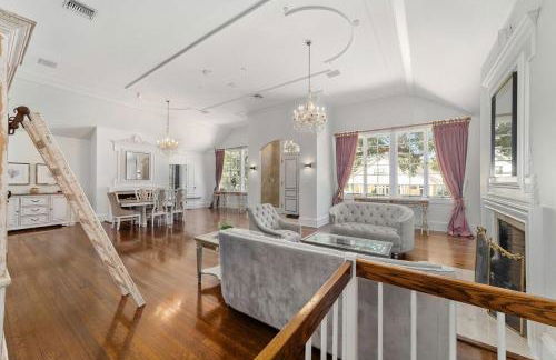 NEW Luxury Country Club Hot tub Gym Pool House Outdoor Kitchen EVENTS - Foto 9