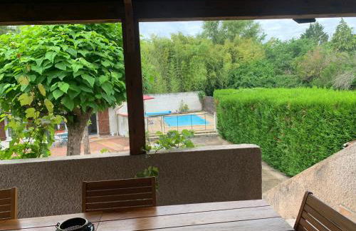 IRON MAN offer a villa located right on the river - Foto 7