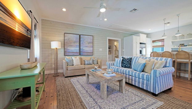 Coastal Escape w/ Pond Views + Pool Access Grahams Getaway by Avantstay - Foto 2, Interni