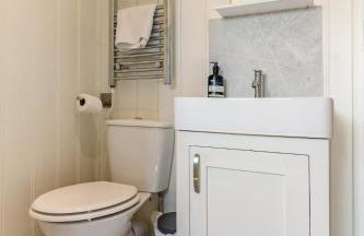 Unique Double Shepherd's Hut Hideaway - Pembrokeshire - Foto 28