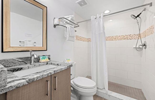 Provident Oceana Beachfront Suites - Foto 54